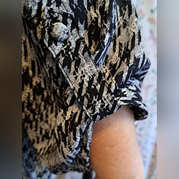 NWT Torrid Harper Black & White Plaid Casual Short Sleeve Blouse Shirt Top SZ 6X - Picture 4 of 7